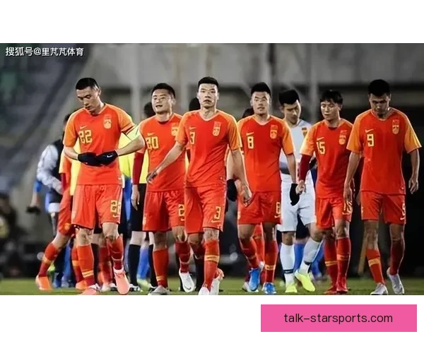 国家队世预赛关键战在即主帅调整阵容力争出线球迷期待焦点对决