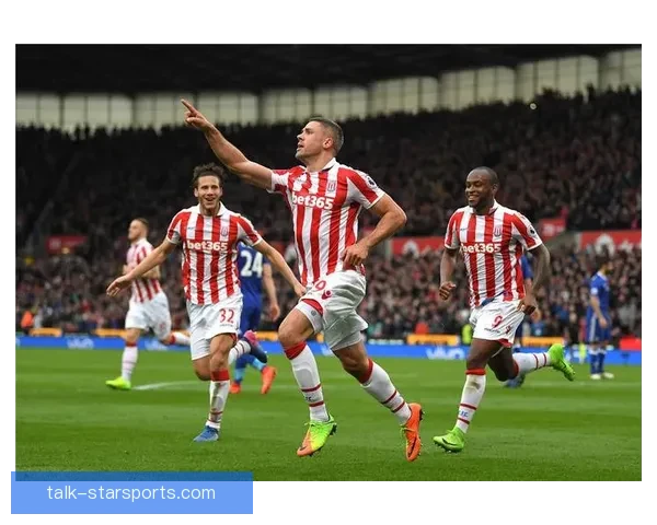 斯旺西俱乐部宣布新赛季阵容调整并引入两名新援提升实力 斯旺西俱乐部宣布新赛季阵容调整并引入两名新援提升实力